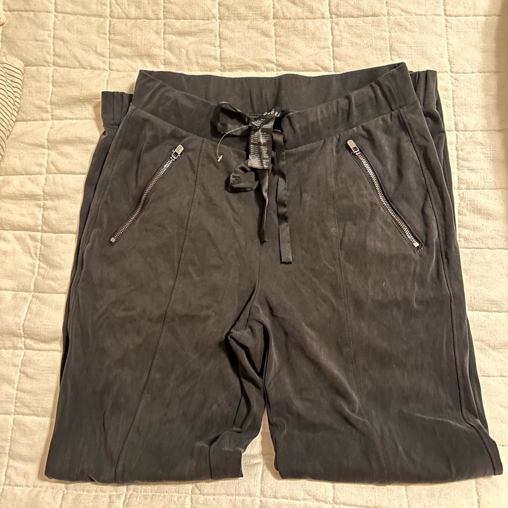 New jogger no tags